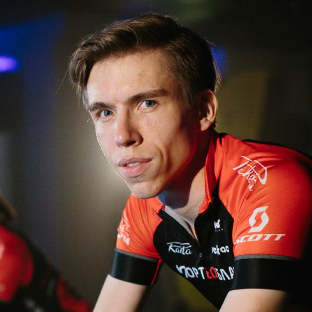 Image of DMITRII LARICHEV