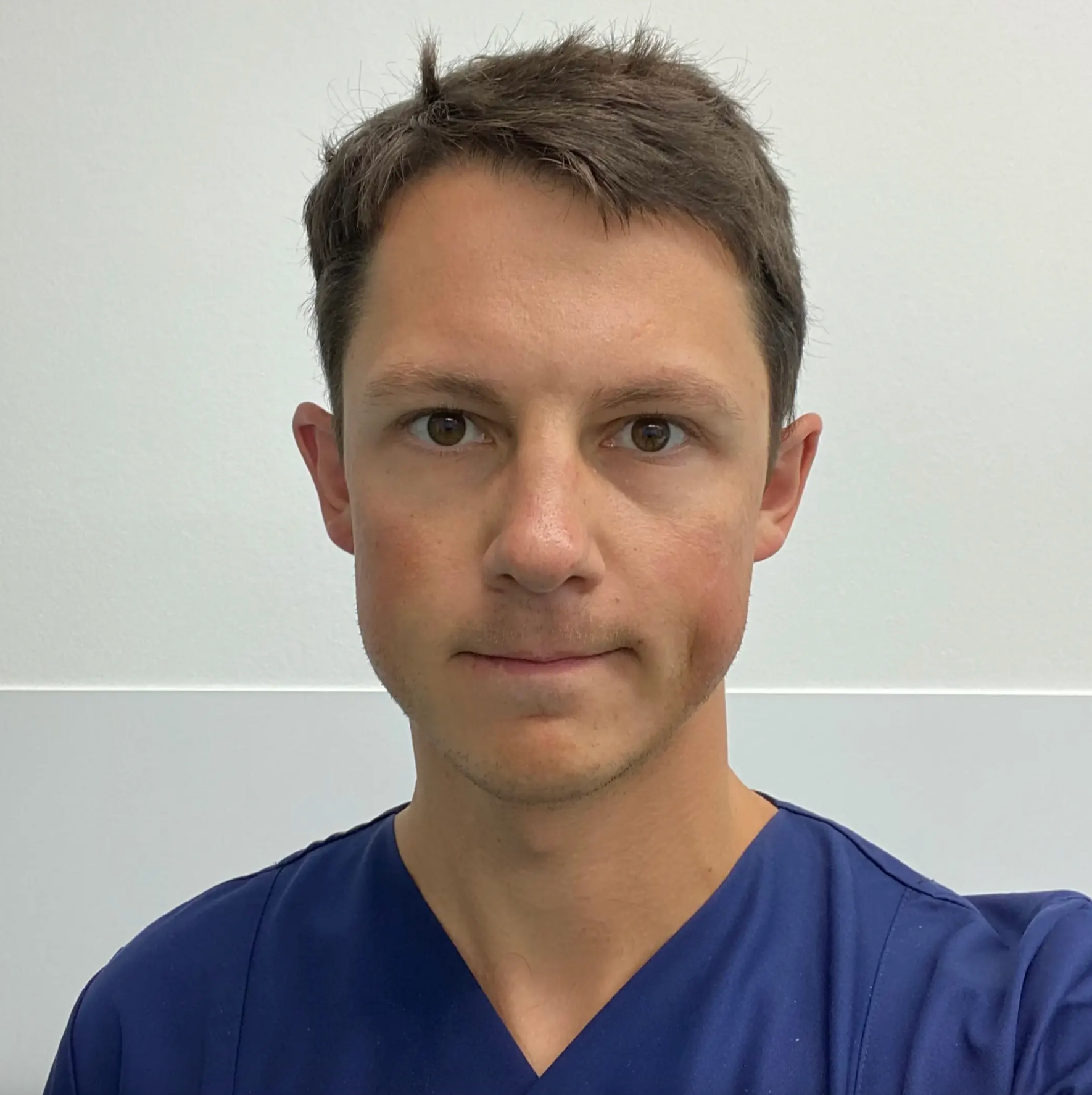 Image of DR. ARTUR BARSUMYAN